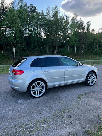 Audi A3 4 of 5