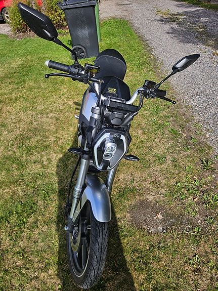 Super Soco TSX 15 of 17