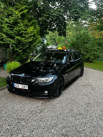 BMW 320d 4 of 8