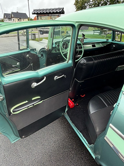 Chevrolet 210 9 of 17