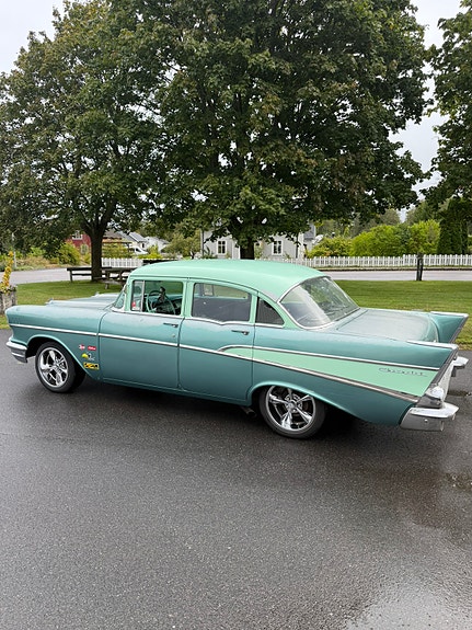 Chevrolet 210 6 of 17