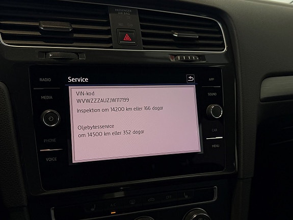 Volkswagen Golf I 19 of 20