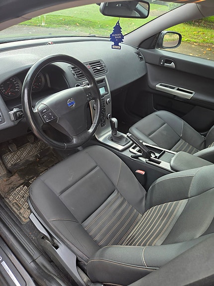 Volvo V50 5 of 6