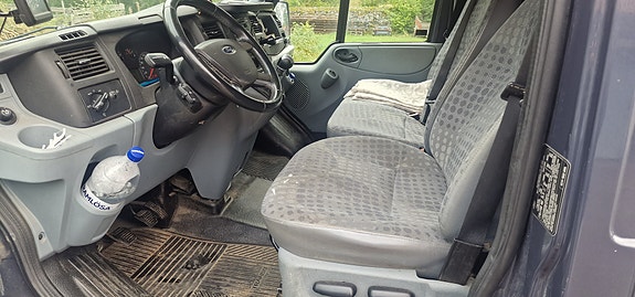 Ford Transit 3 of 6