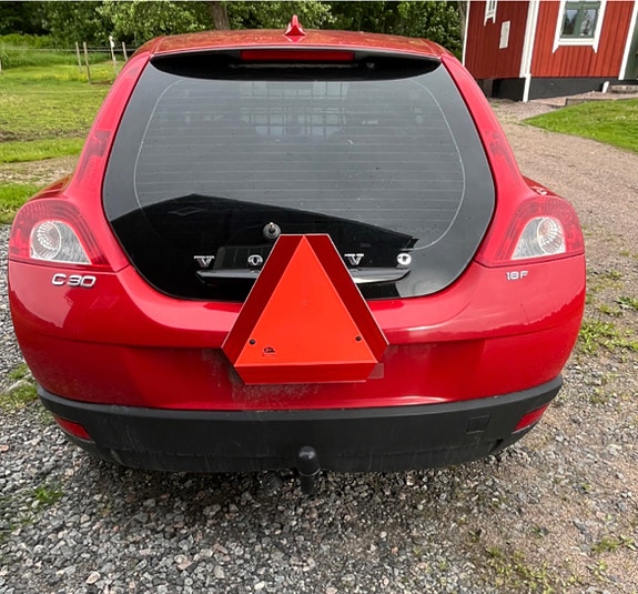 Volvo C30 3 of 6