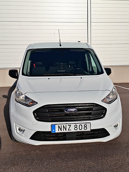 Ford Transit Connect 6 of 7