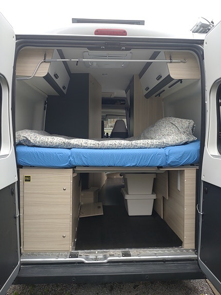 Sun Living V-series 60 SP 9 of 16