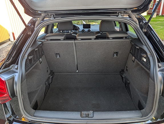 Audi Q2 6 of 7