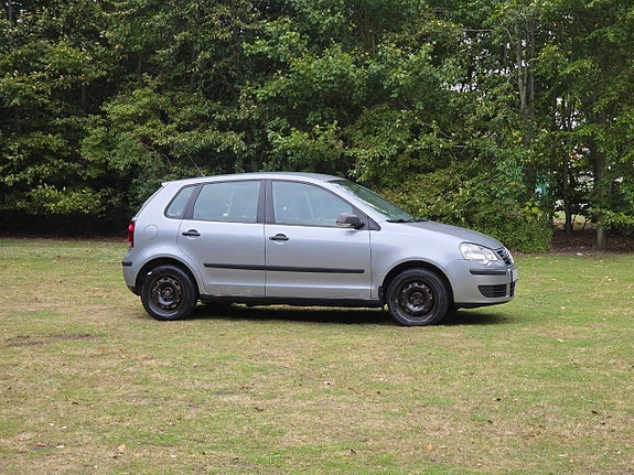 Volkswagen Polo 5 of 22