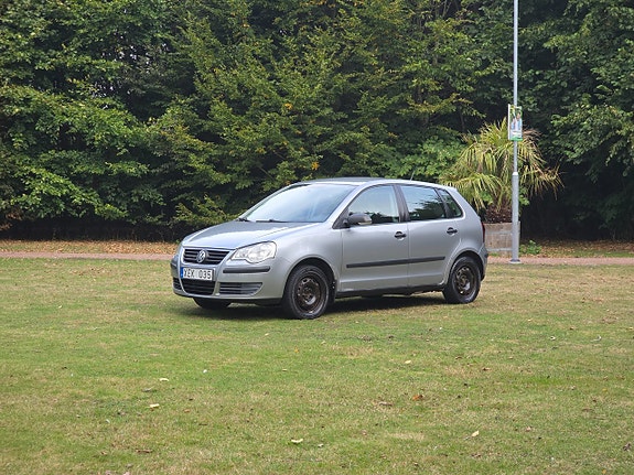 Volkswagen Polo 16 of 22