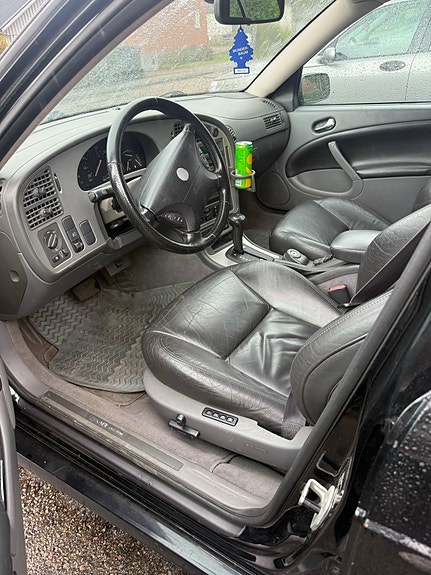 Saab 9-5 6 of 8