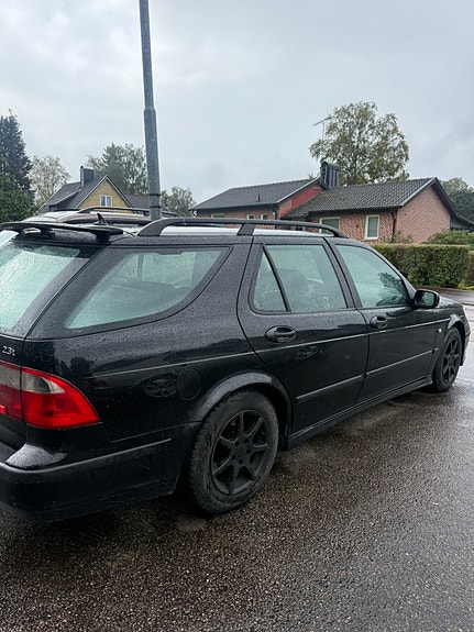 Saab 9-5 2 of 8