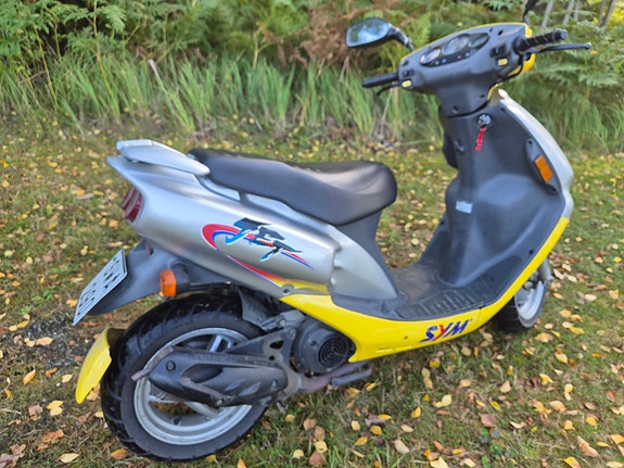 SYM Jet 3 of 5