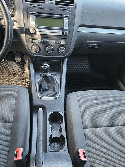 Volkswagen Golf V 8 of 14
