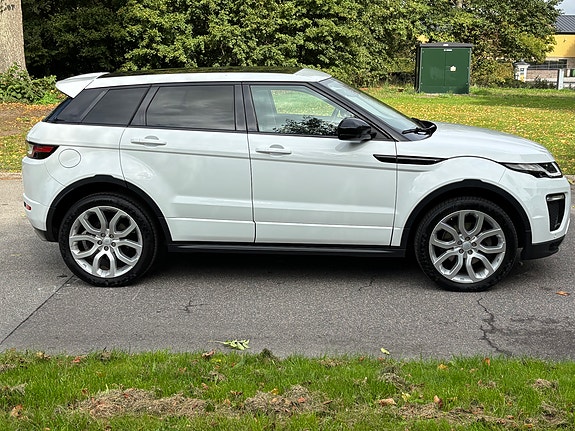 Land Rover Range Rover Evoque 6 of 18