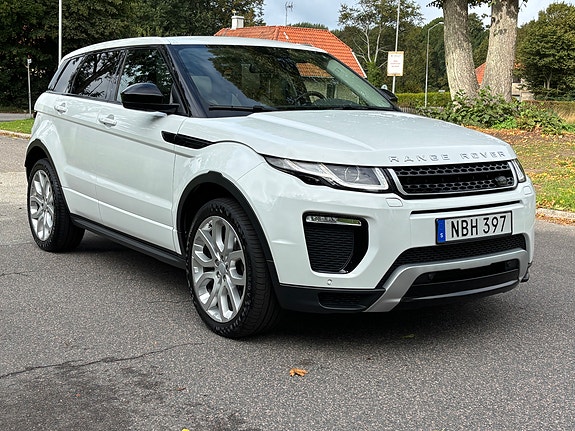 Land Rover Range Rover Evoque 7 of 18