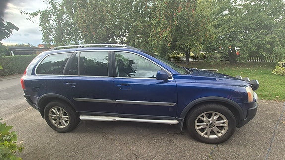 Volvo XC90 13 of 15