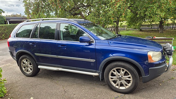 Volvo XC90 5 of 15