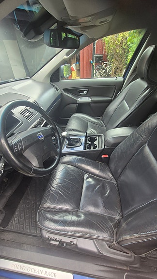 Volvo XC90 9 of 15