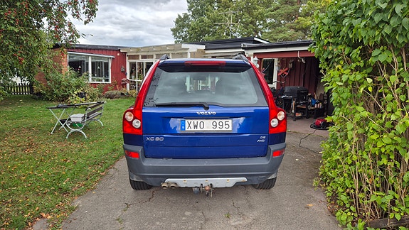 Volvo XC90 4 of 15