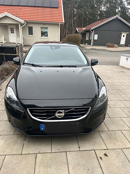 Volvo V40 5 of 5
