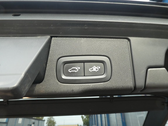 Volvo XC60 18 of 19