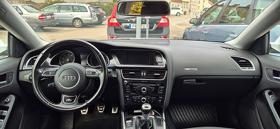 Audi A5 4 of 5