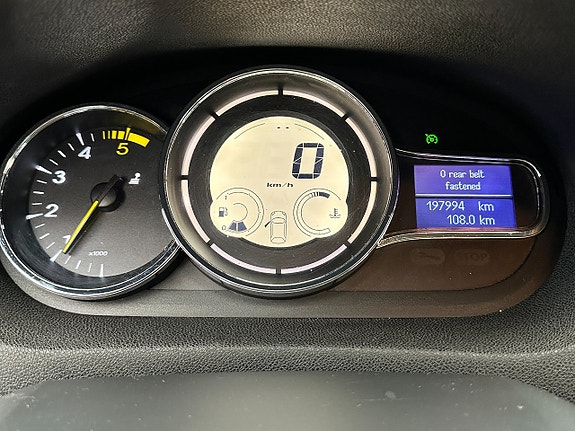 Renault Megane 5 of 7