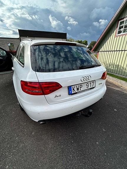 Audi A4 3 of 9