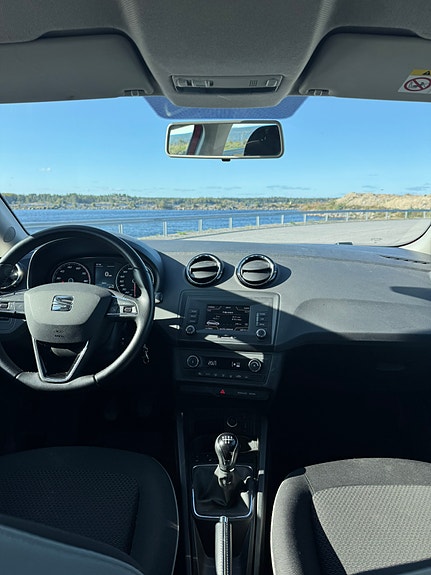 Seat Ibiza 4 of 5