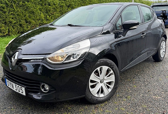 Renault Clio 2 of 9