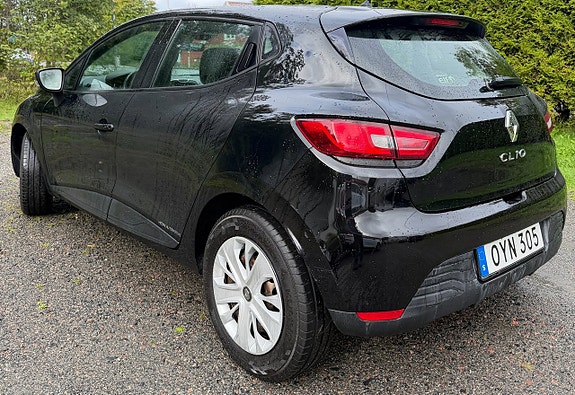 Renault Clio 3 of 9