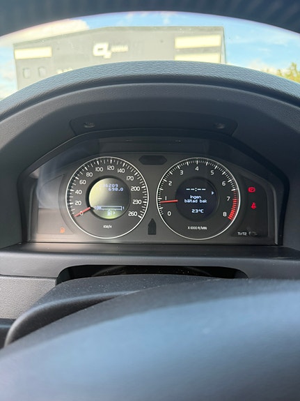 Volvo V70 7 of 7