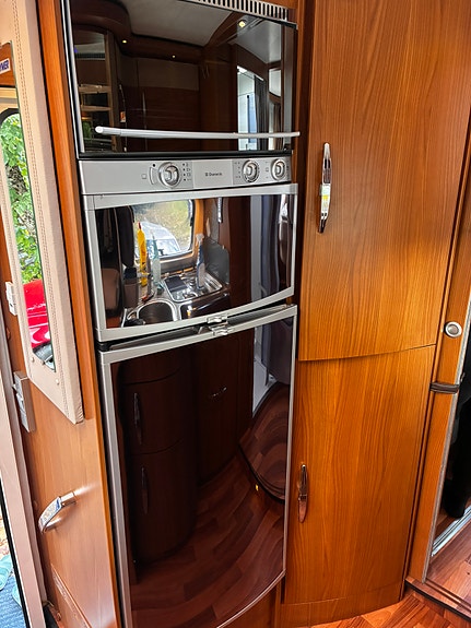 Hymer B709XL 8 of 13