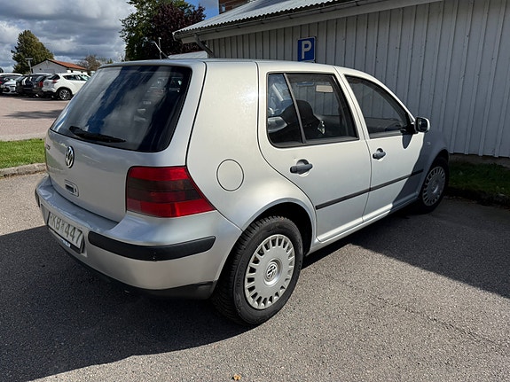 Volkswagen Golf IV 3 of 6