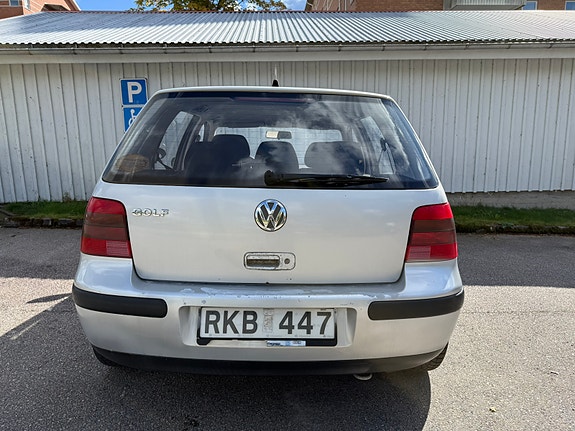 Volkswagen Golf IV 4 of 6
