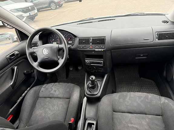 Volkswagen Golf IV 6 of 7