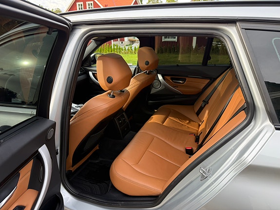 BMW 320d 6 of 9