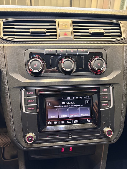 Volkswagen Caddy 12 of 16