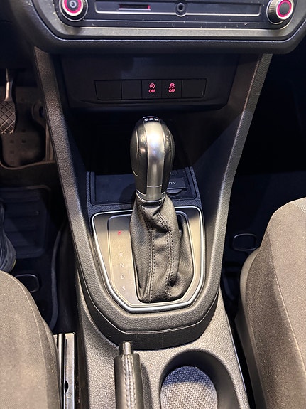 Volkswagen Caddy 15 of 16