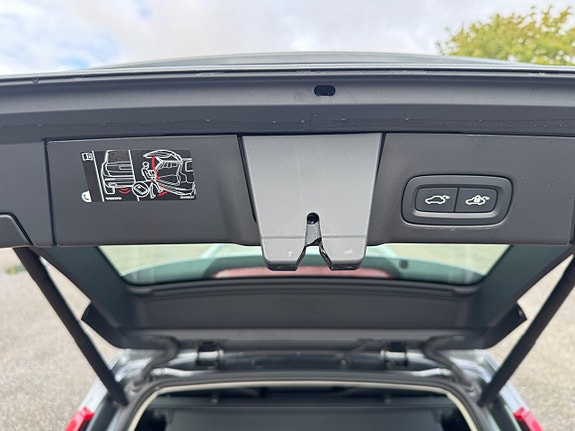 Volvo V90 16 of 17