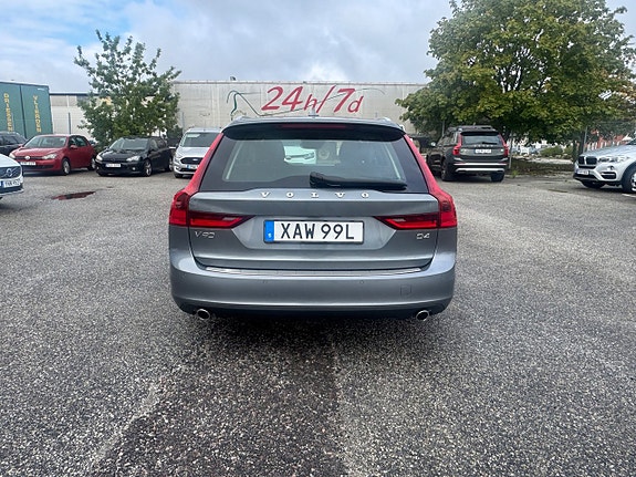 Volvo V90 8 of 17
