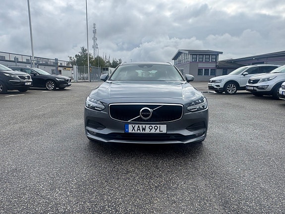 Volvo V90 2 of 17