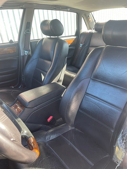 Jaguar XJ 6 of 8