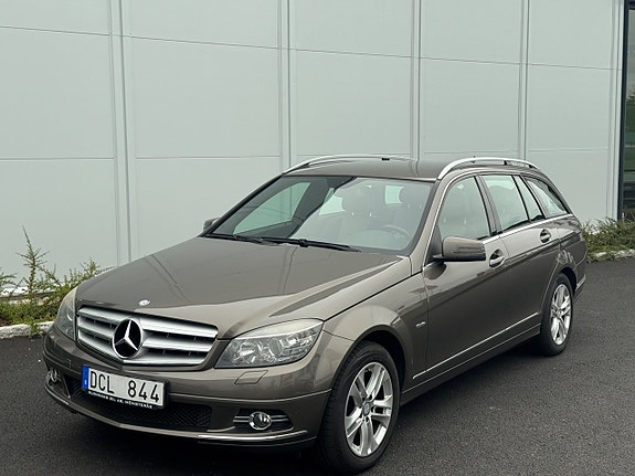 Mercedes-Benz C180 7 of 9