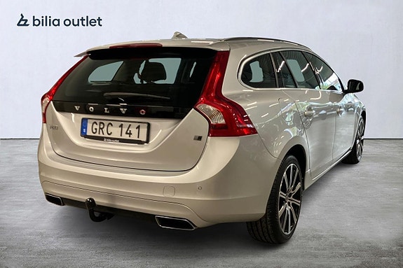 Volvo V60 4 of 30
