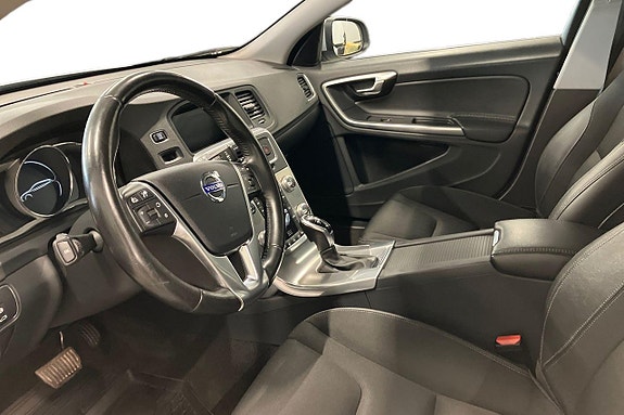 Volvo V60 10 of 30