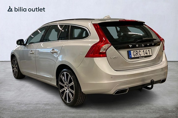 Volvo V60 3 of 30