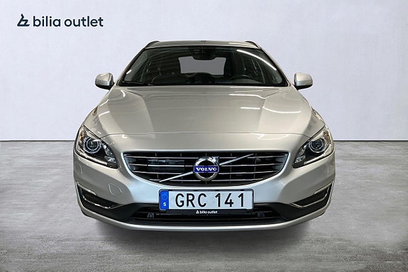 Volvo V60 8 of 30