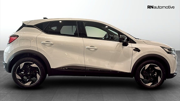 Renault Captur 5 of 21